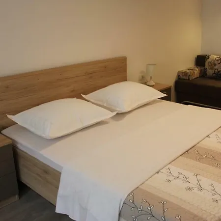 Apartman Tafra Omis Exterior photo